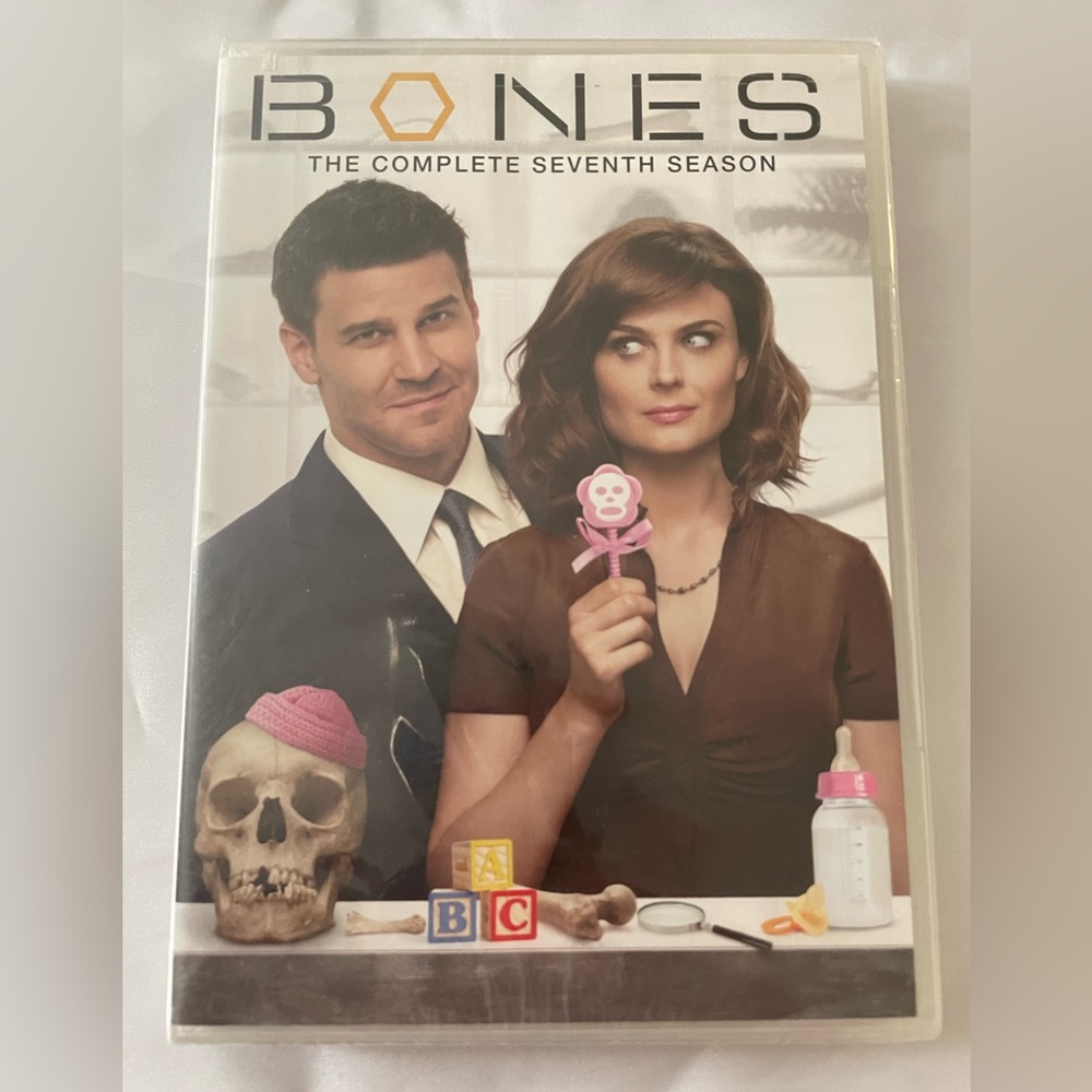 NWOT: DVD: Bones Tv Series